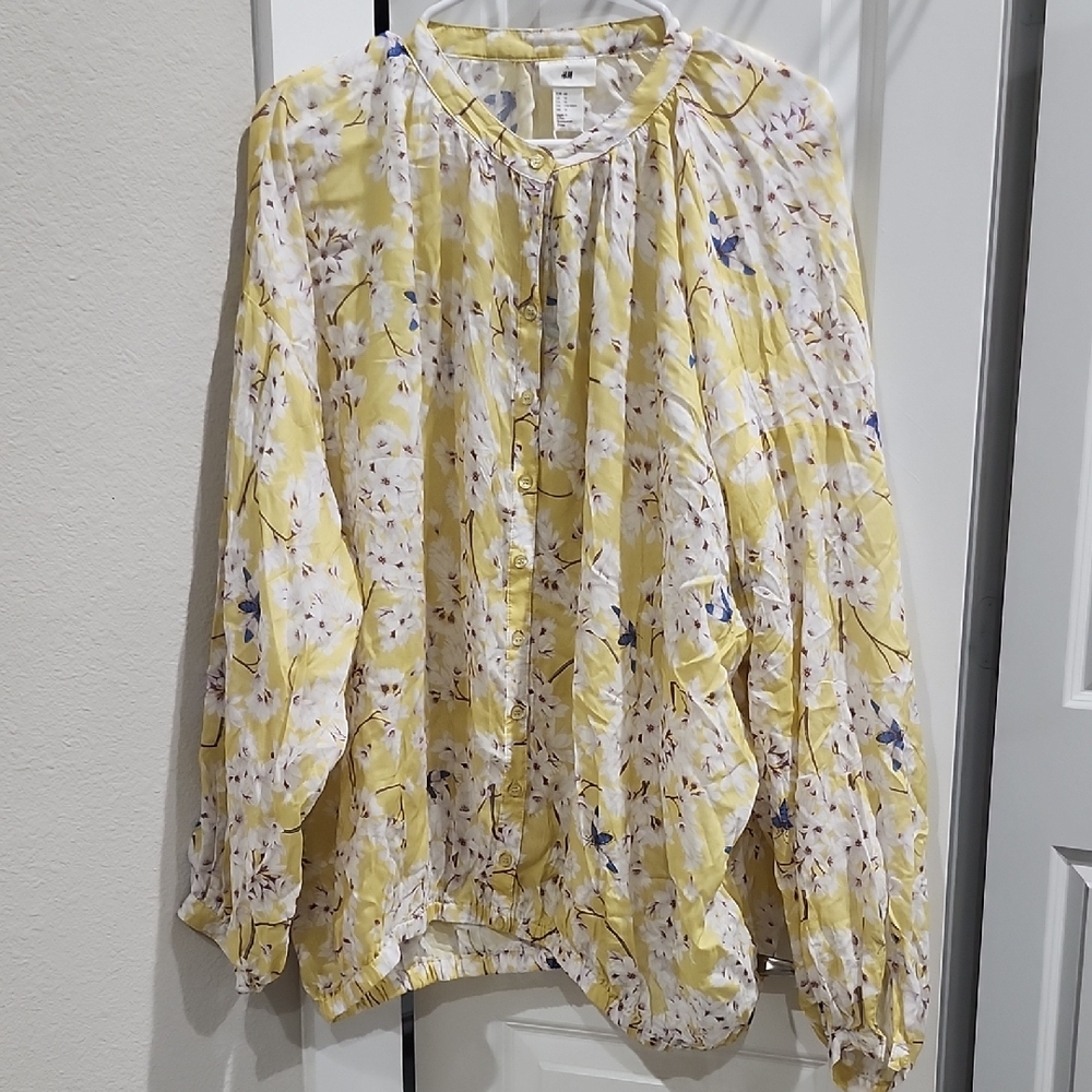 Anna Glover X H&M Floral Blouse